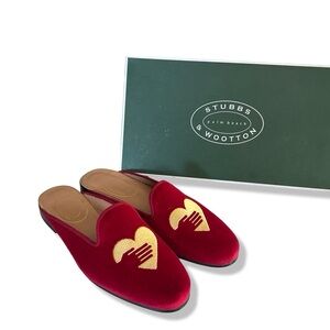 NWT Stubbs & Wootton Red Velvet Women’s Loafers